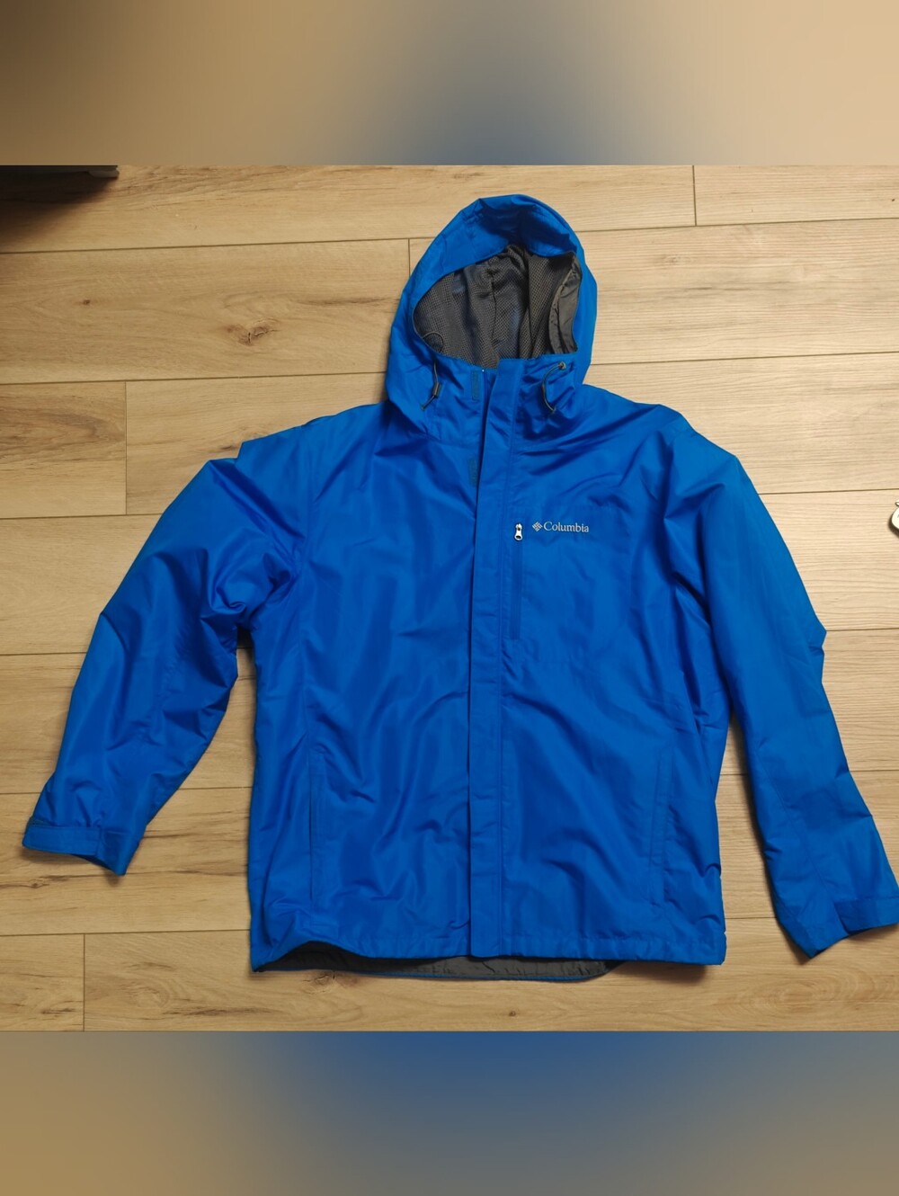 COLUMBIA super sick rainy weather jacket Xl